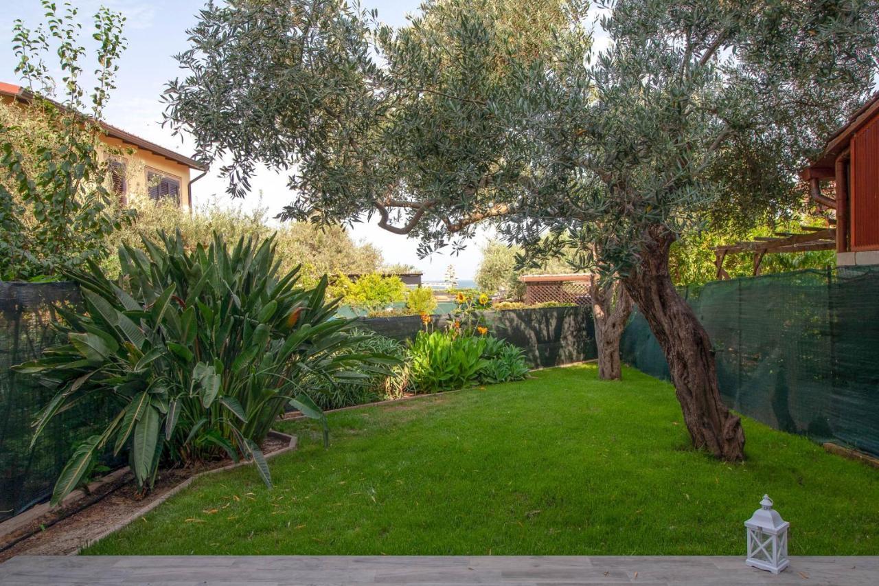 Domek Villa A 100Mt Dalla Spiaggia Capoterra Exterior foto