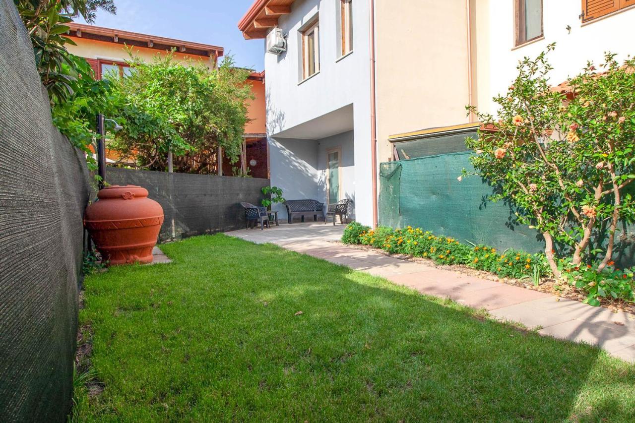 Domek Villa A 100Mt Dalla Spiaggia Capoterra Exterior foto