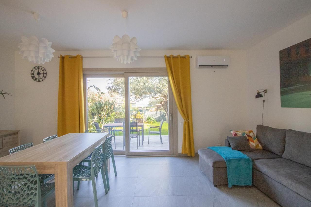 Domek Villa A 100Mt Dalla Spiaggia Capoterra Exterior foto